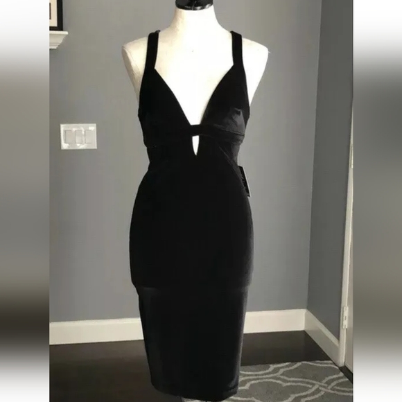 🆕 Express Black Velvet Bodycon Dress Deep V Plunge Womens Size 4 Knee Length - Picture 2 of 7